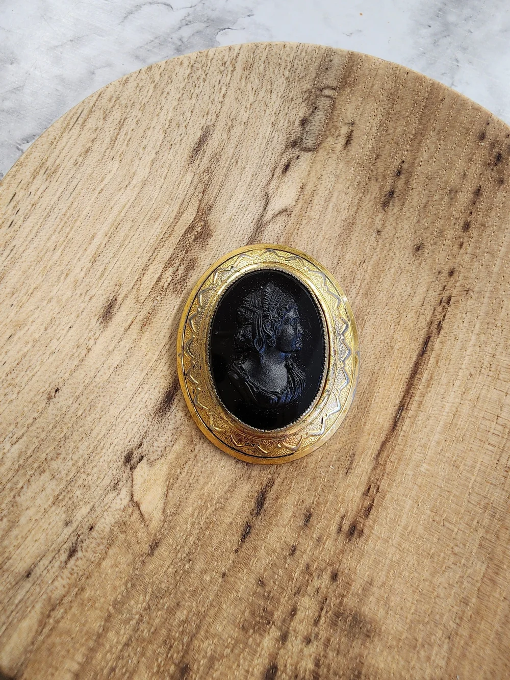 Vintage Black Cameo Brooch Pendant